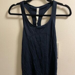 Lululemon Swiftly Tech Racerback Tank Size 4 True Navy NWT